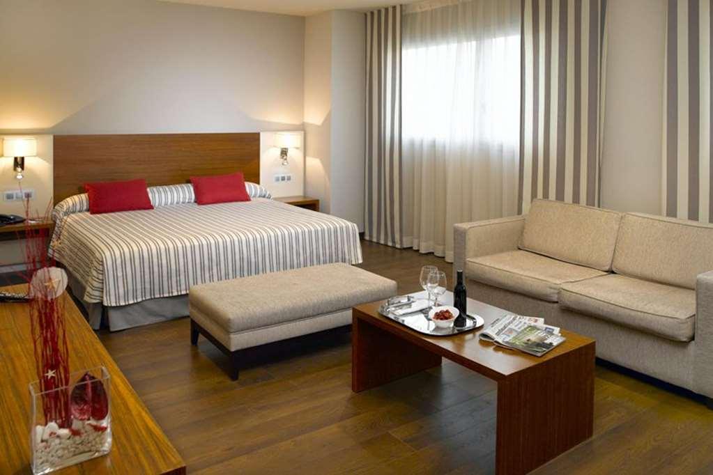 Sercotel Ciutat De Montcada Phòng bức ảnh