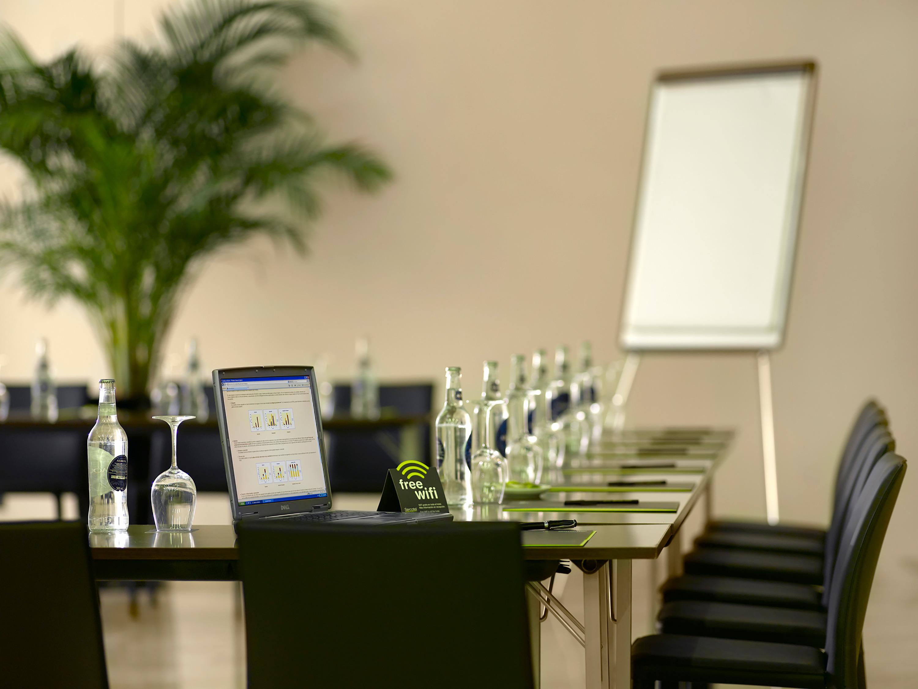 Sercotel Ciutat De Montcada Ngoại thất bức ảnh